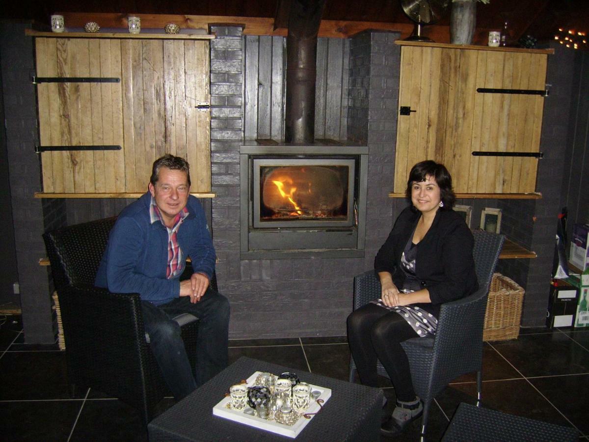 Bed and Breakfast Het Schalks Genot Poppel Exterior foto
